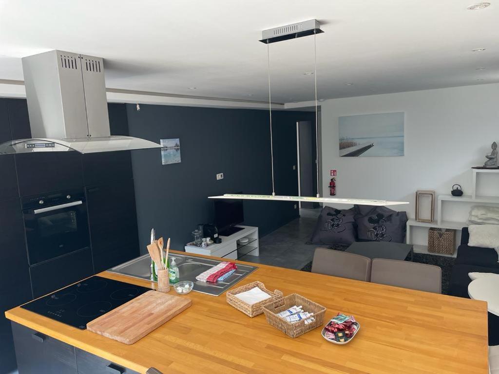 Appartement 5 Personnes Avec Acces Piscine Et Jacuzzi Villers-la-Ville Exterior photo